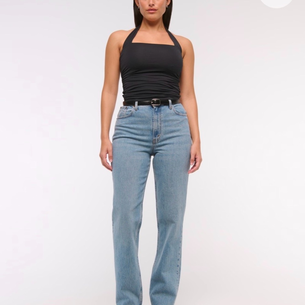 Ultra High Rise 90s Straight Jean